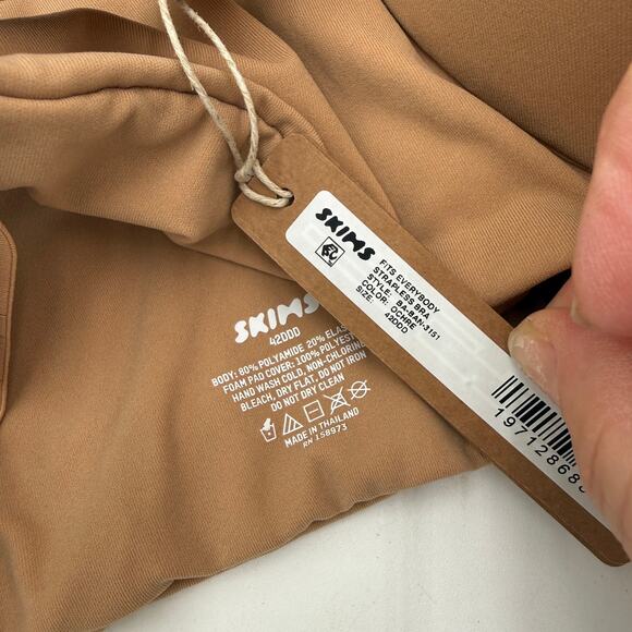 Skims Fits Everybody Strapless Bra Ochre New with tags Size 42DDD - Picture 4 of 4